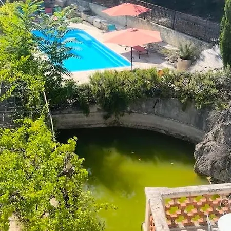 La Duchesse - Spa-jacuzzi - Massage- Sauna - 4 Saisons - Piscine Chauffee Toute L'annee - 800m Centre *